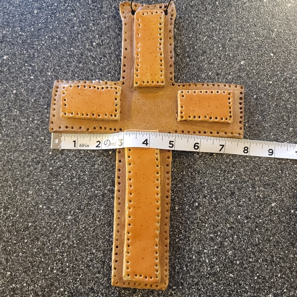 Rustic Handcrafted Clay Cross - Picture 5 of 7